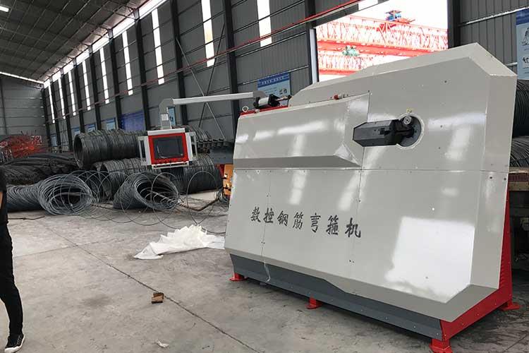 自動化鋼筋彎箍機數字化控制，統一加工，不僅尺寸準確，而且能夠確保加工質地，節省鋼筋原材